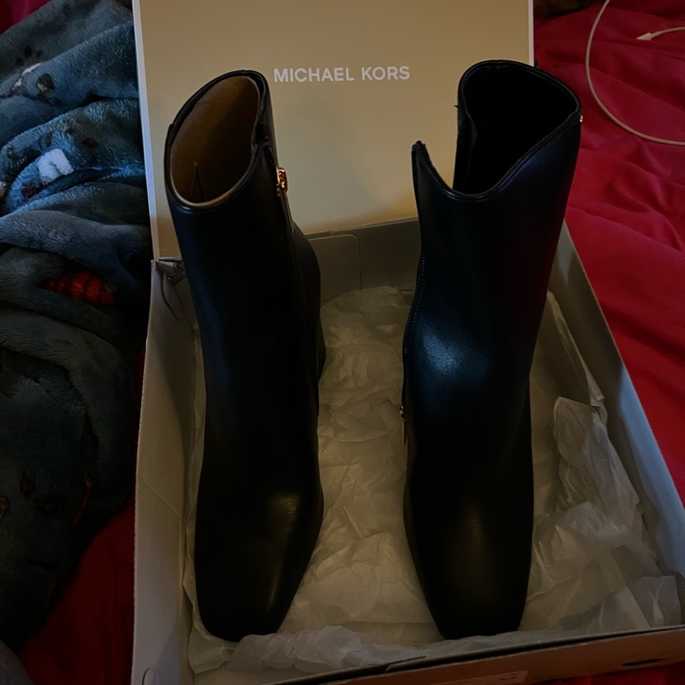 Michael Kors Elegant Black Boots women
